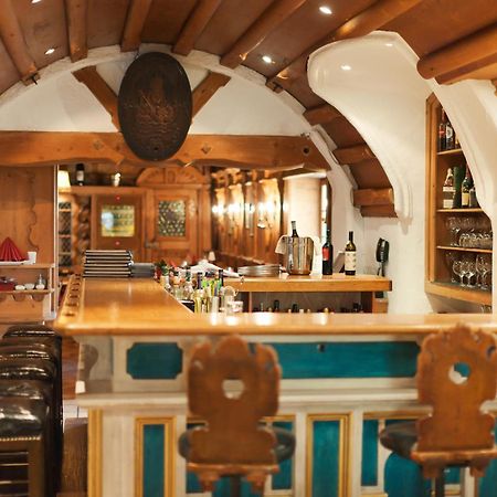 Atlas Grand Hotel Garmisch-Partenkirchen Restaurant photo